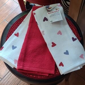 ❤️🩷💜KitchenAid Towel Set